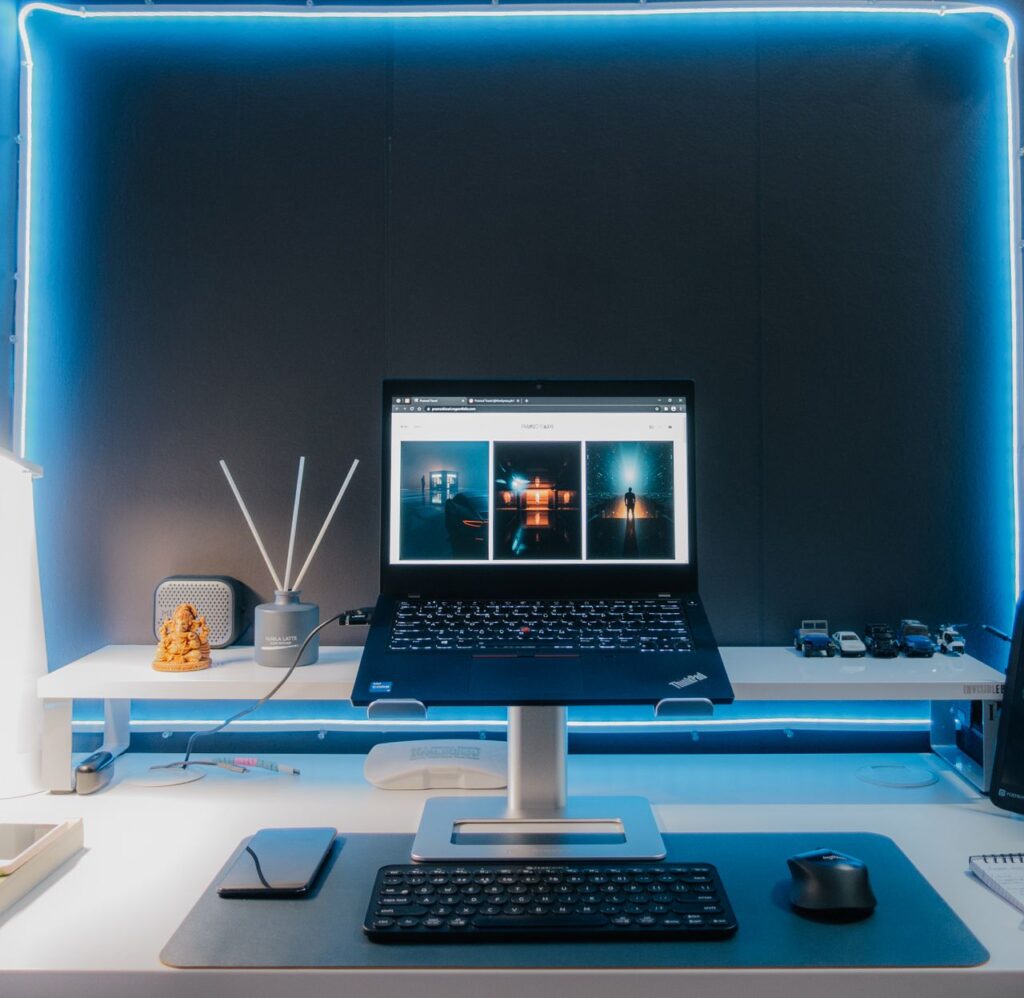 best desk organizers for small spaces