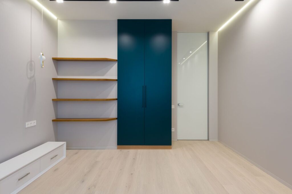 over the door organizer vs floating shelves
